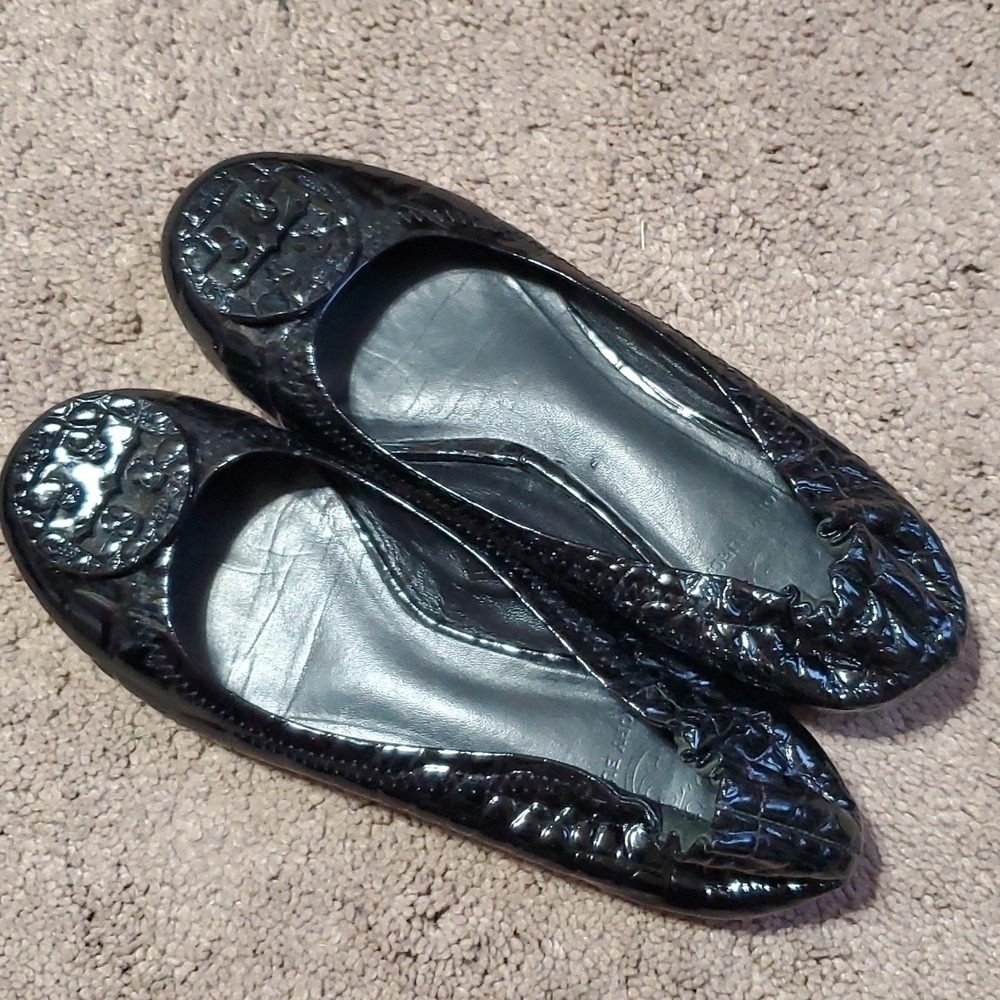 Tory Burch leather crocodile embossed ballet flats black